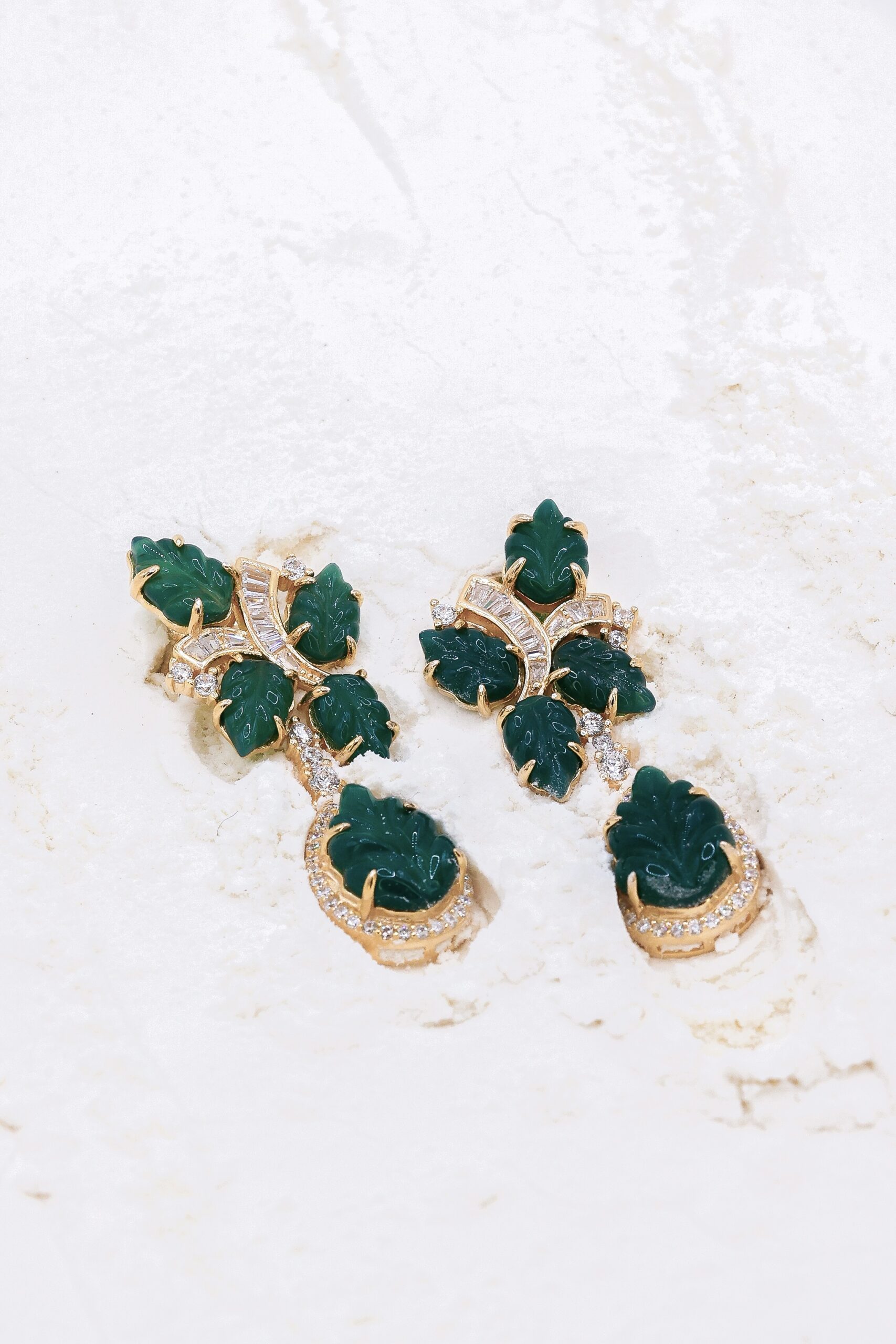 BO00015.-vert-gold-scaled-1