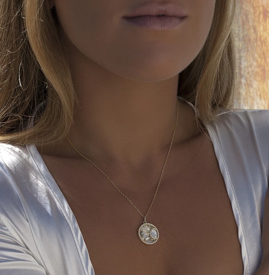 collier nacre planete 2